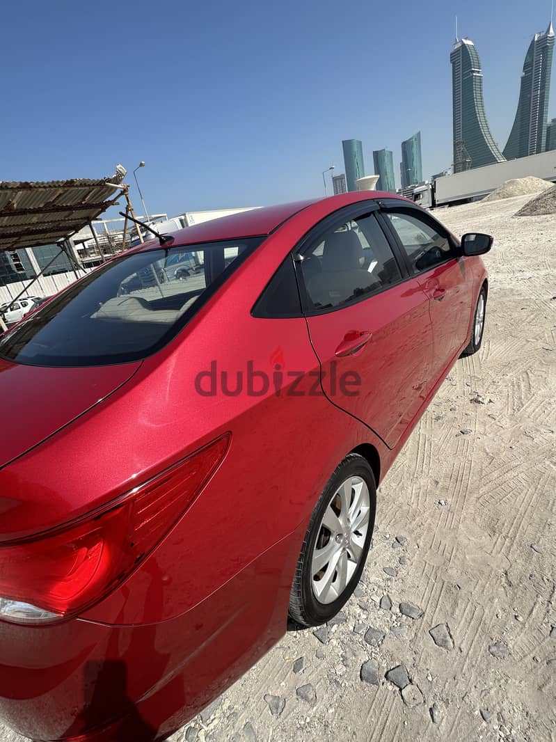 HYUNDAI ACCENT 2016 MODEL - FULL OPTION CAR WITH SUNROOF -URGENT SALE 3