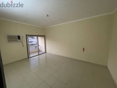 5 Bedrooms Semi Furnished With Ewa