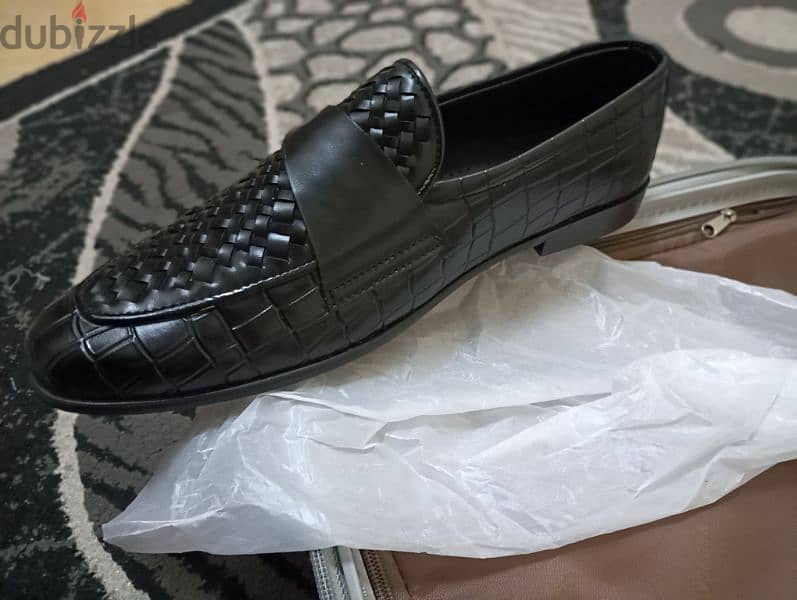 New leather shoes in Pakistani Brand with Polish size 11 2