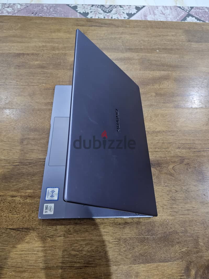 Huwaui laptop core i5 10 th generation 8gb 512gb ssd 2