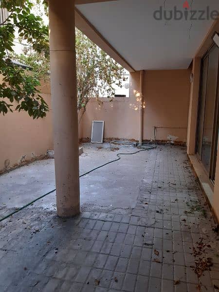 للايجار فيلا في سند شامل villa for rent with EAW in sanad 13