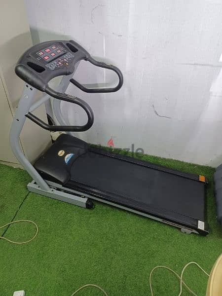 Heavy-duty Treadmill GOOD Condition 0