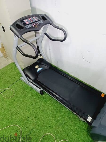 Heavy-duty Treadmill GOOD Condition 4