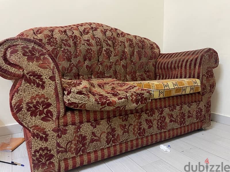 1KING SIZE SOFA 2m and 1MEDIUM SIZE SOFA FOR SALE 3