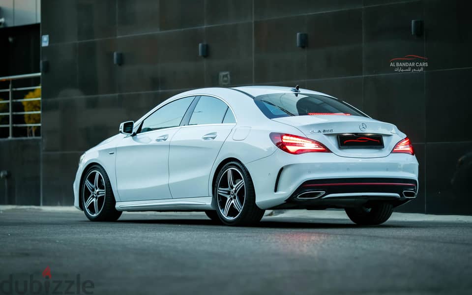 Mercedes-Benz CLA 250 2019 Excellent Condition White 9