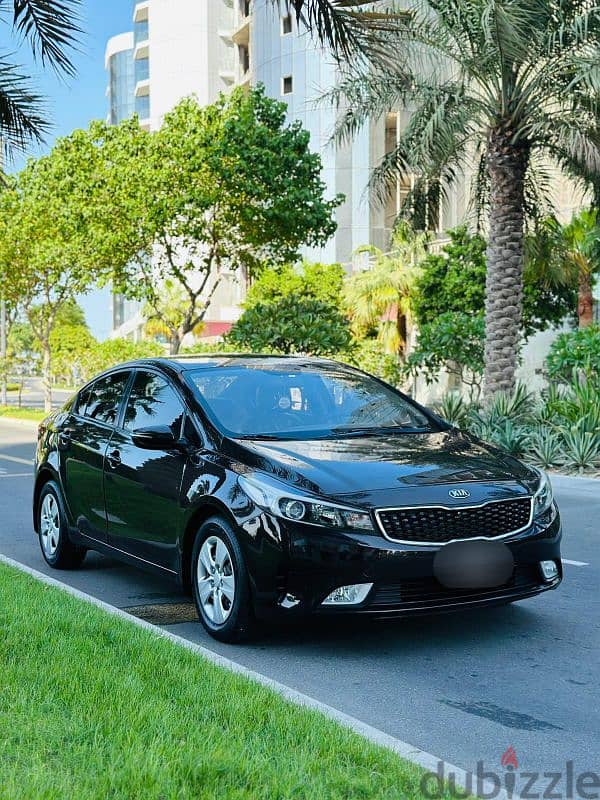 Kia Cerato 2018 model. Passing & Full cover insurance till July-2025 11