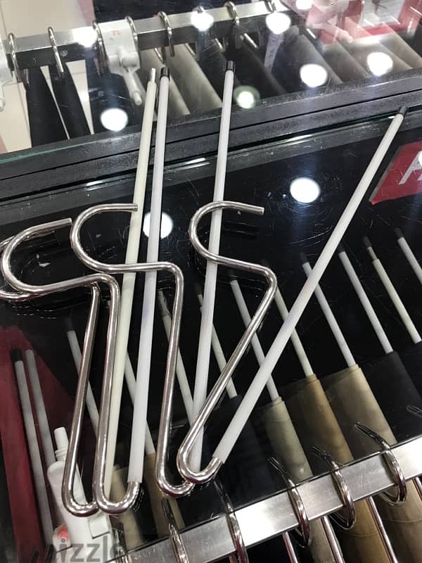 steel hangers 0