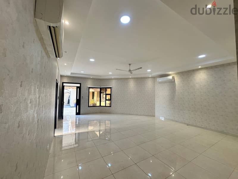 New villa for Rent in Jurdab close to Sanad & Isa Town 7