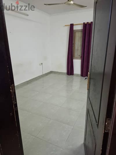 Room for rent in AAli