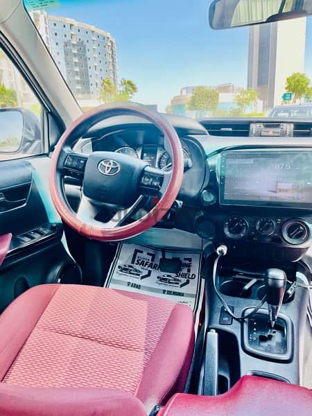 Toyota Hilux 2021 pickup Automatic 5