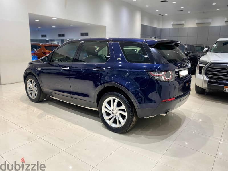 Land Rover Discovery 2015 blue 6