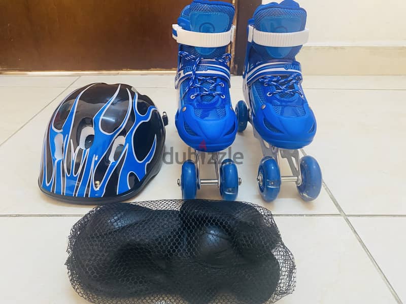 Skating shoes with all accessories 1