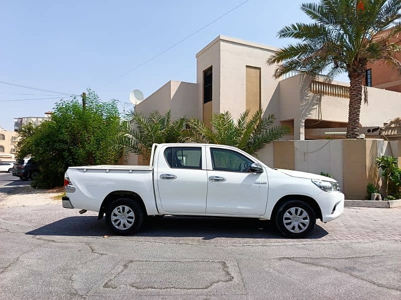 Toyota Hilux 2021 2.0L Single Owner Fully Agent Maintained D/C Pickup 6