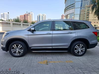 Honda Pilot 2016 EX-L 3.5 V6 Automatic 59,500 kms. First Owner.