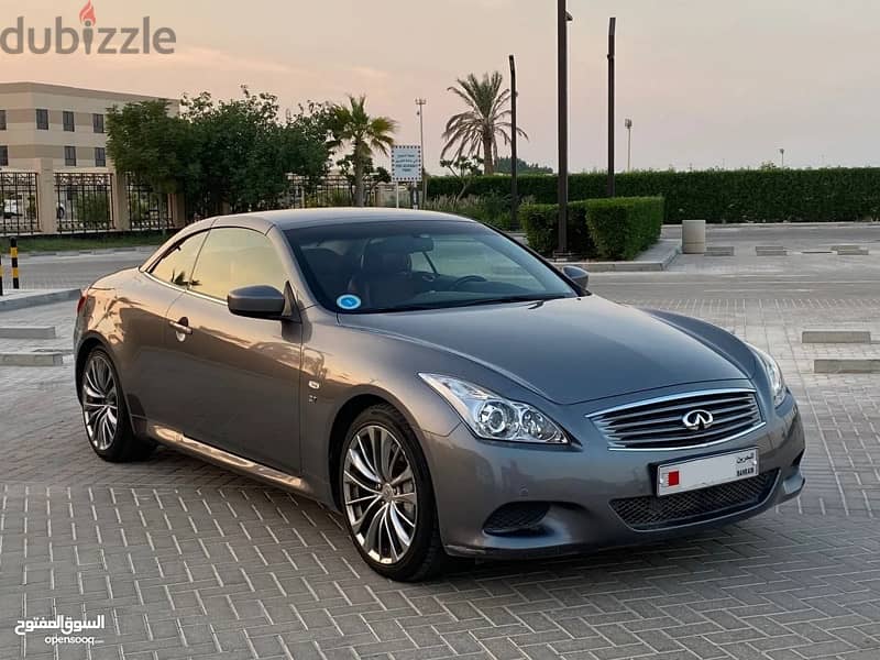 Infiniti Q60 2016 1