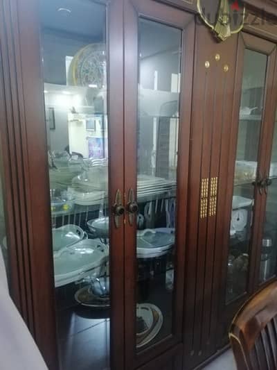 dinning table and crockery  show case