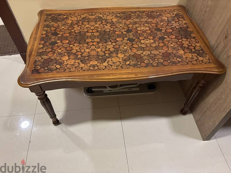 table with two side tables 1