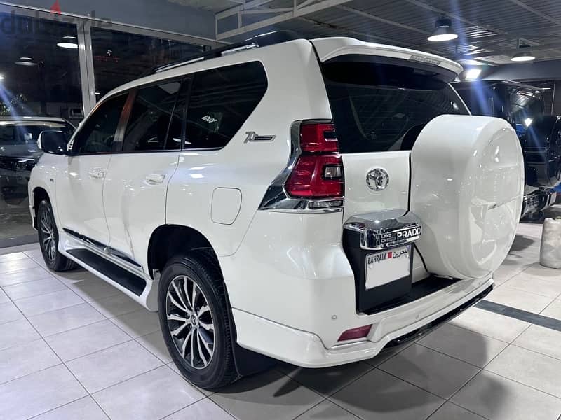 2022 Toyota Prado V6 1