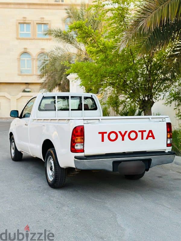 Toyota Hilux  Single Cabin pickup Year-2011. Excellent Very neat clean. 6