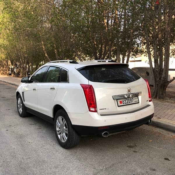 كاديلاك SRX 2015 2