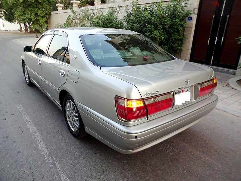 Toyota Crown Athlete Silver 2.5 L 2001 V6 Zero Accident Well Maintaine 4