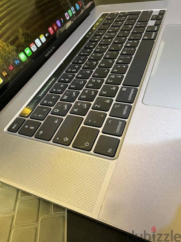 like new condition core i9 2019 urgent sale 5