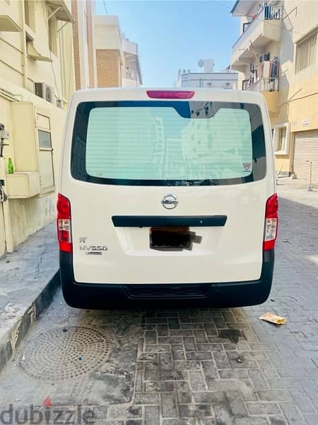 Nissan Urvan 2019 delivery van freezer 2