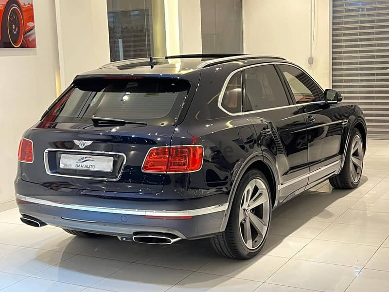 Bentley Bentayga V12 MODEL 2018 FOR SALE 4