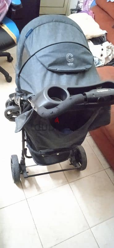 Almost new baby Stroller 4