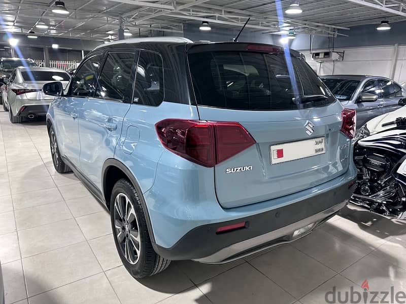 2022 Suzuki Vitara 1