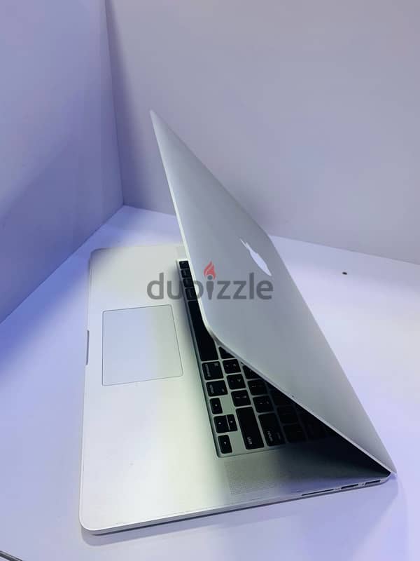 MACBOOK PRO 2015 A1398 CORE i7 WITH 2GB GRAPHICS CARD 1