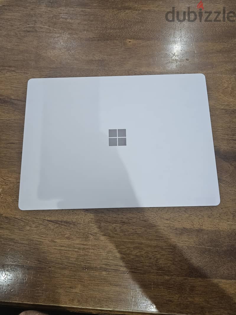 Microsoft Surface laptop core i7 11th generation 16gb ram 512gb 1