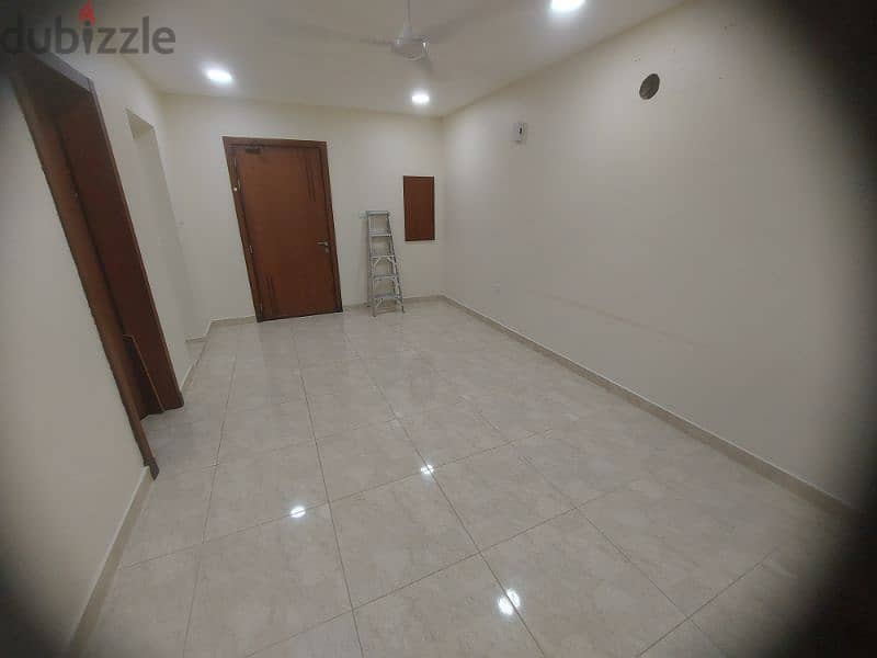 للايجار شقه في المالكيه  For rent an apartment in Al-Malikiyah 0