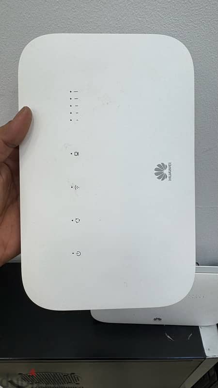 Huawei STC 4G LTE Sim Card Home Wifi Router 4