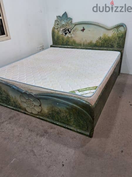 qalali    big wood bed with mattresسرير كبير مع مترس 6