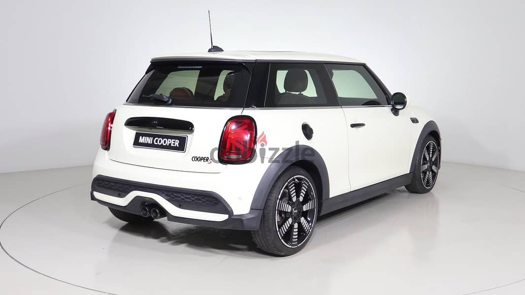 MINI Cooper s 2023 4