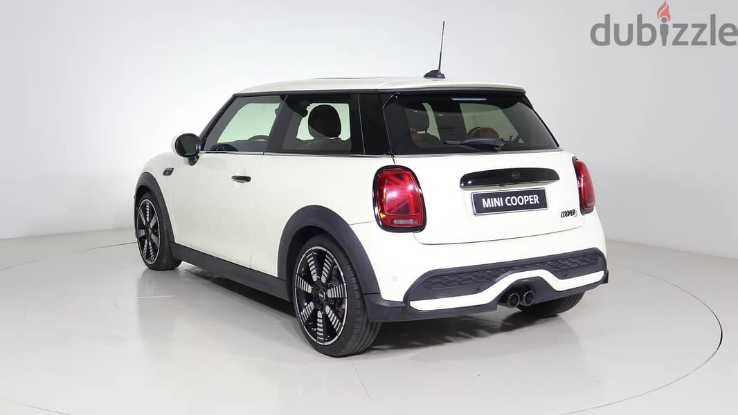 MINI Cooper s 2023 4