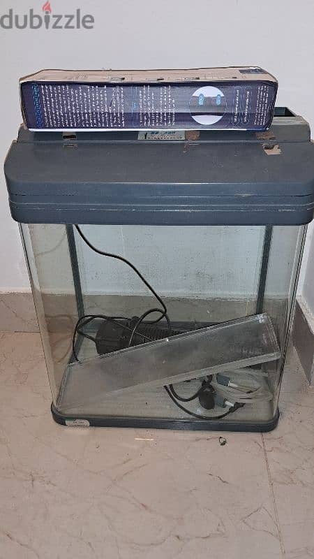 Fish tank for sale with accessories 3