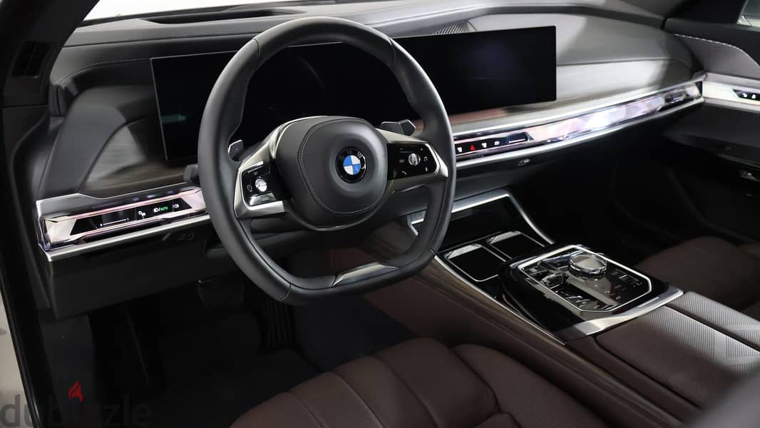 BMW 735 2023 8