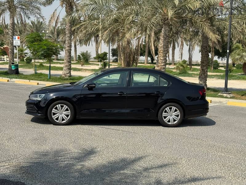 Volkswagen Jetta 2016 black 2