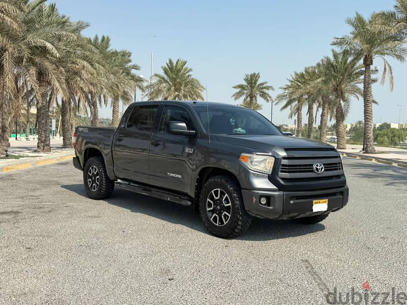 Toyota Tundra 2014 grey 0