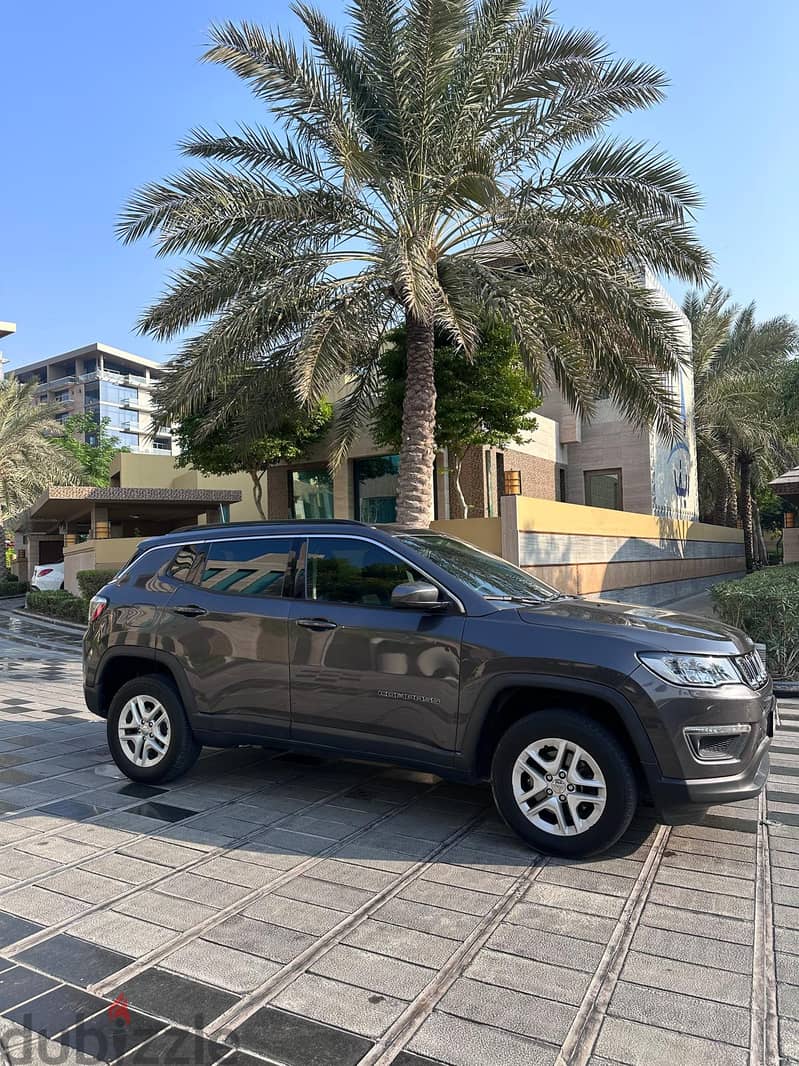 Jeep Compass 2020 - Excellent Condition / Like New 1