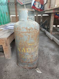 gas cylinder 0