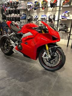 Ducati v4s 0