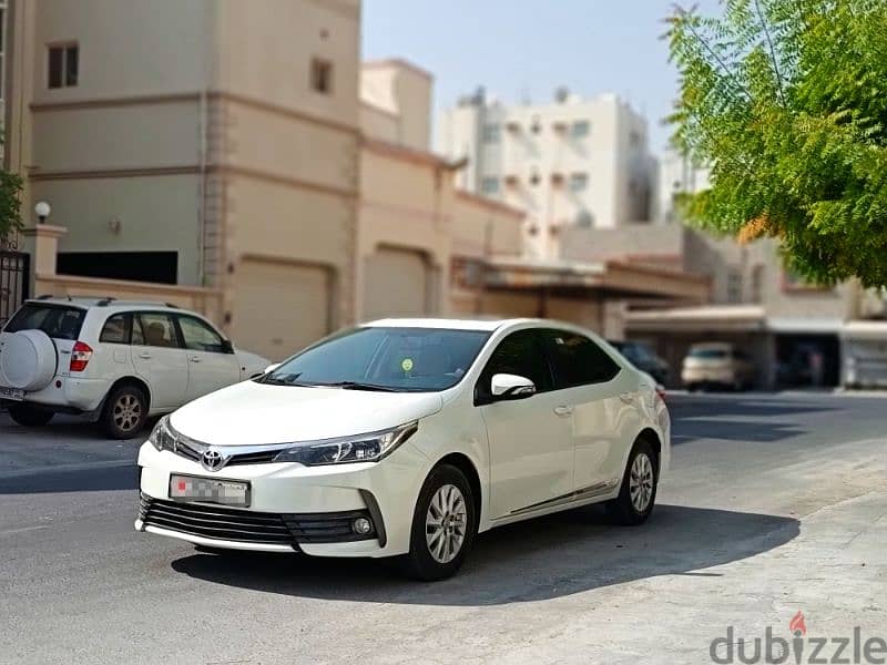 Toyota Corolla 2019 2.0xli with Sunroof Mid Option Car For Sale 1