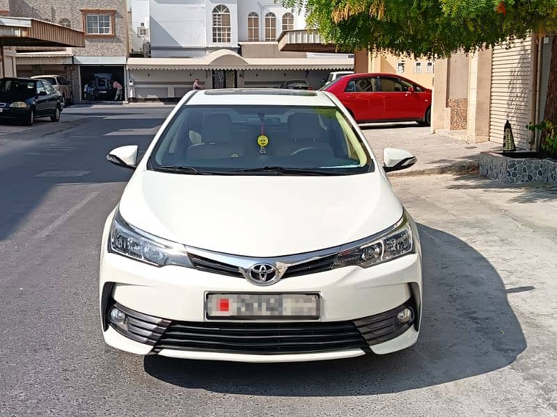 Toyota Corolla 2019 2.0xli with Sunroof Mid Option Car For Sale 2