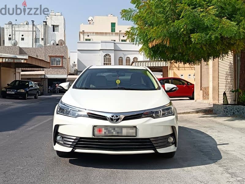 Toyota Corolla 2019 2.0xli with Sunroof Mid Option Car For Sale 4