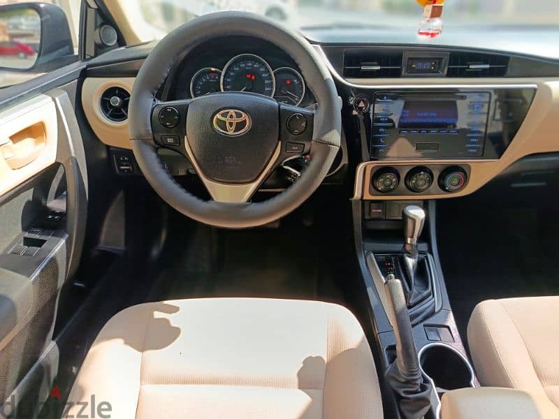 Toyota Corolla 2019 2.0xli with Sunroof Mid Option Car For Sale 7