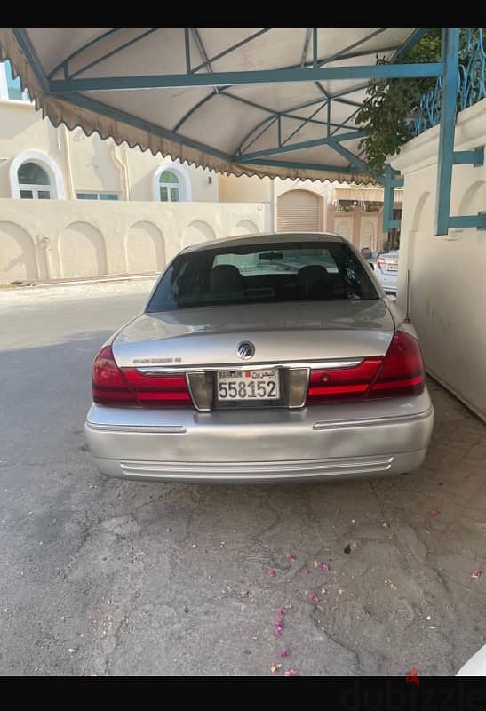 Mercury Grand Marquis 2005 1