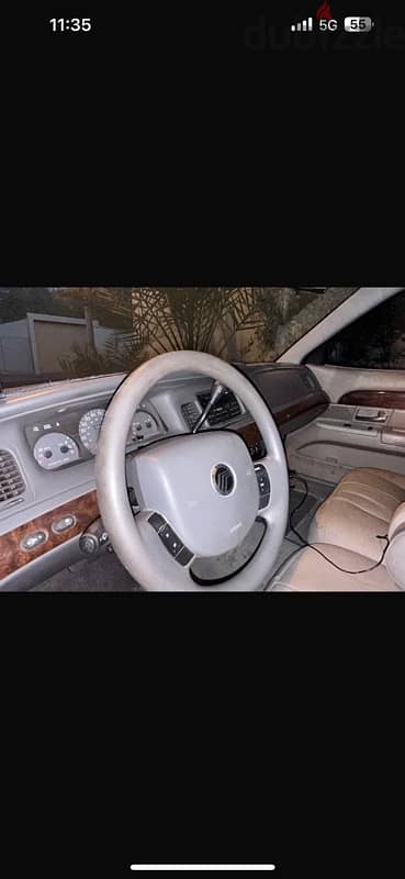 Mercury Grand Marquis 2005 3